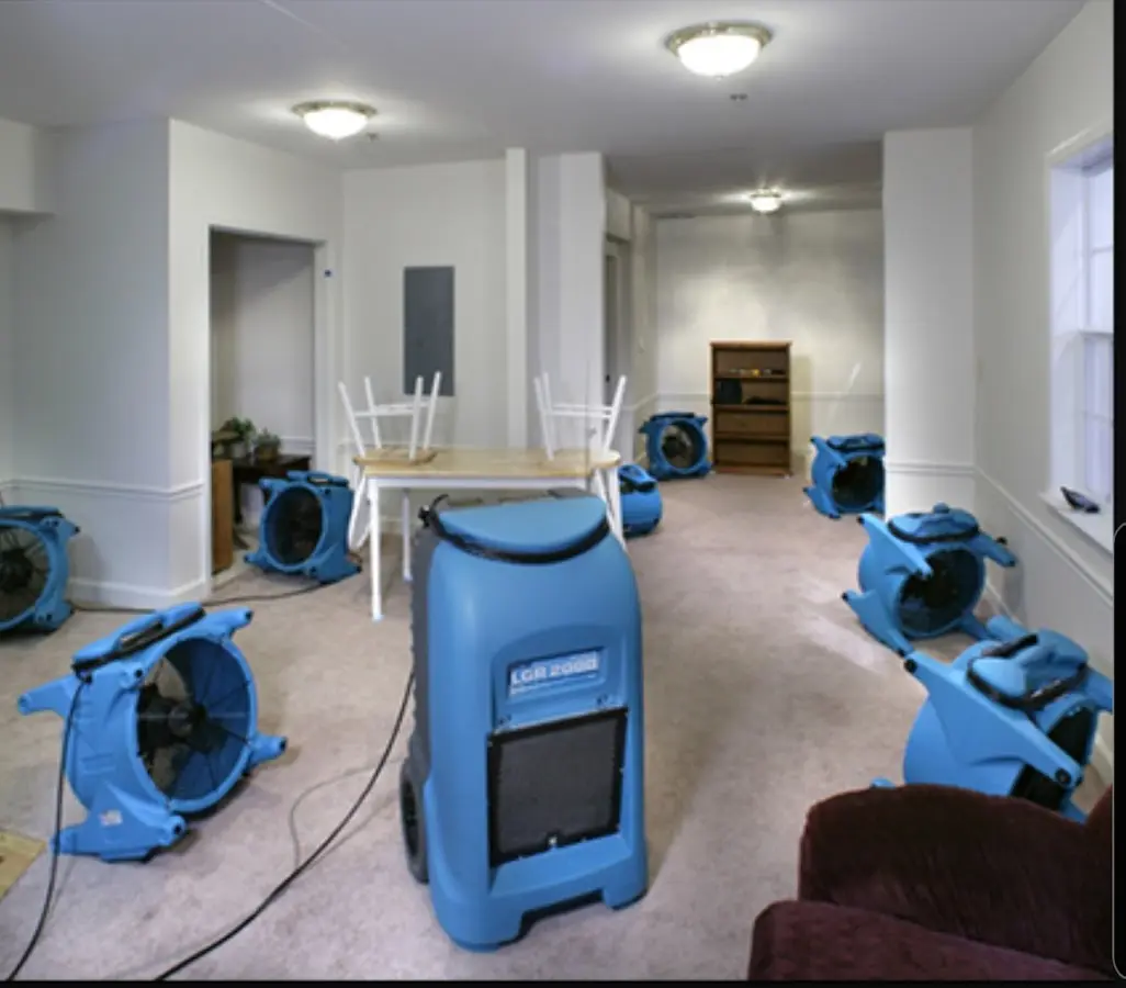 Air movers and dehumidifier setup for Water Extraction & Removal in Groesbeck